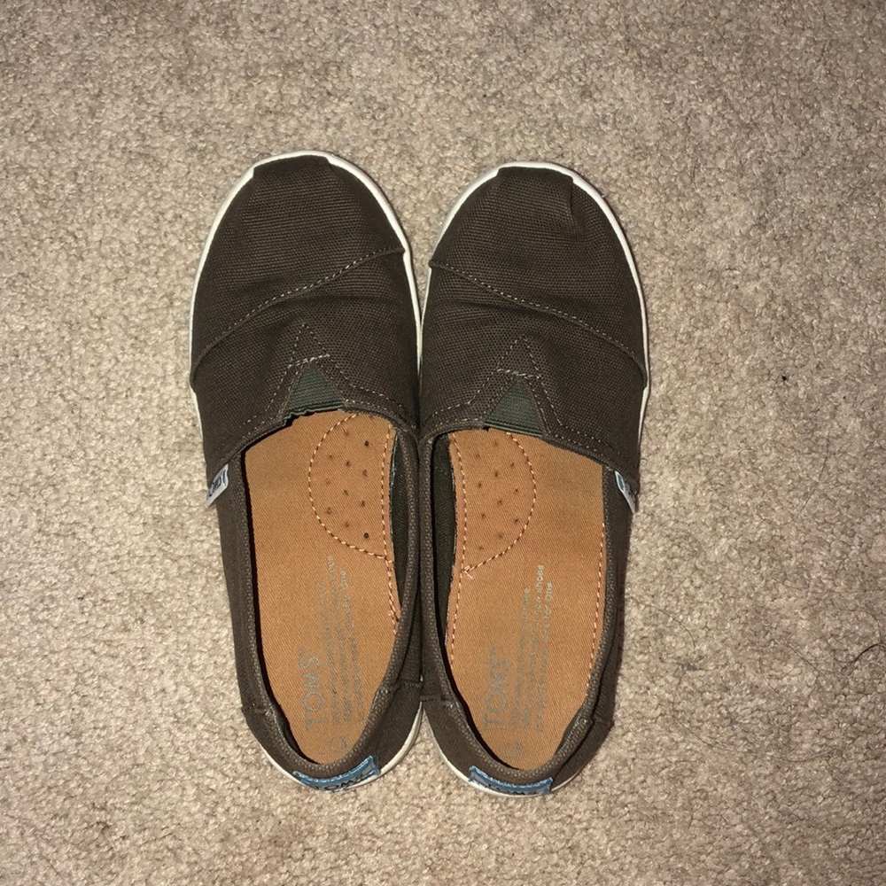 Slip on shoes